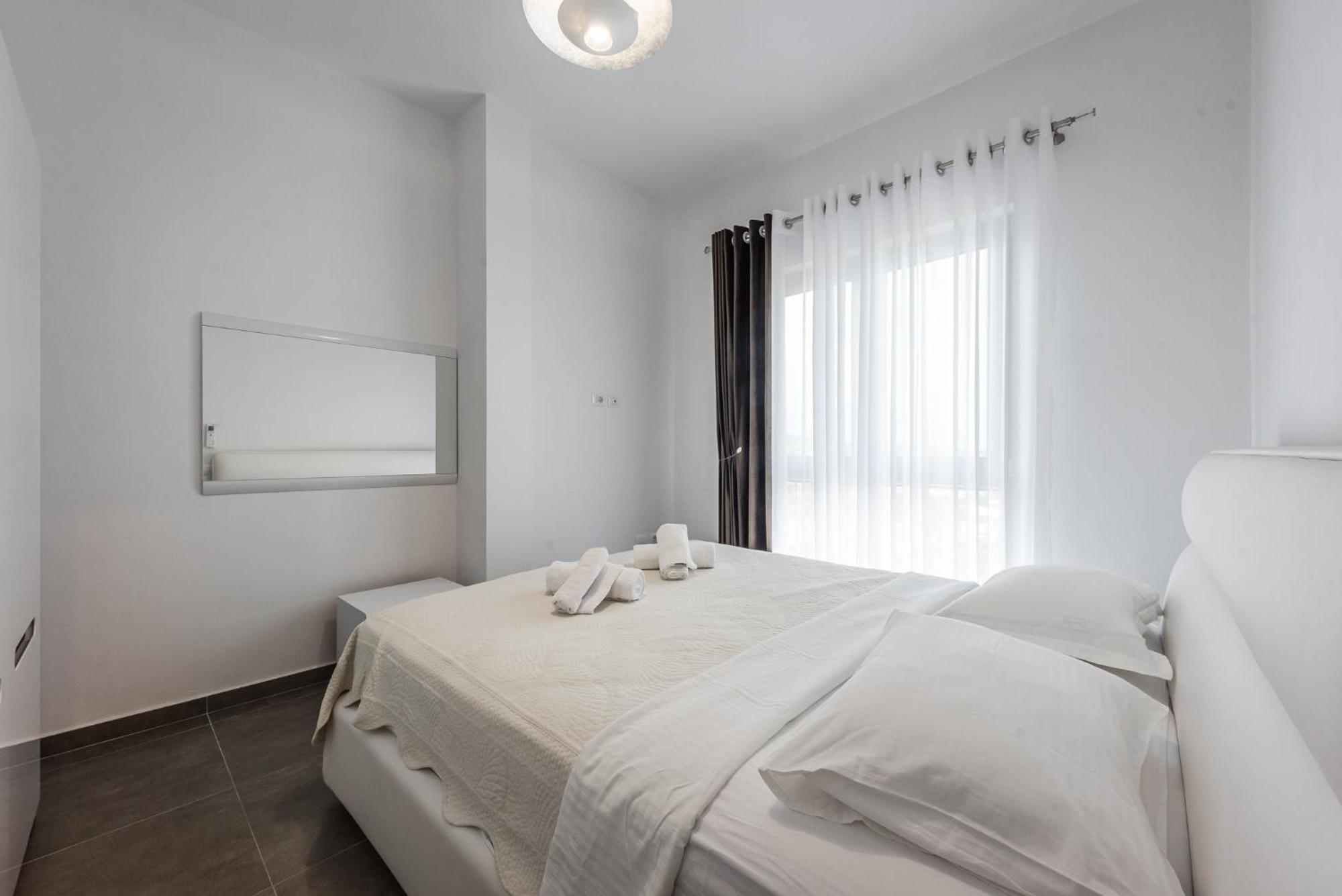 Royal Hill Apartments By Ps Durrës Extérieur photo