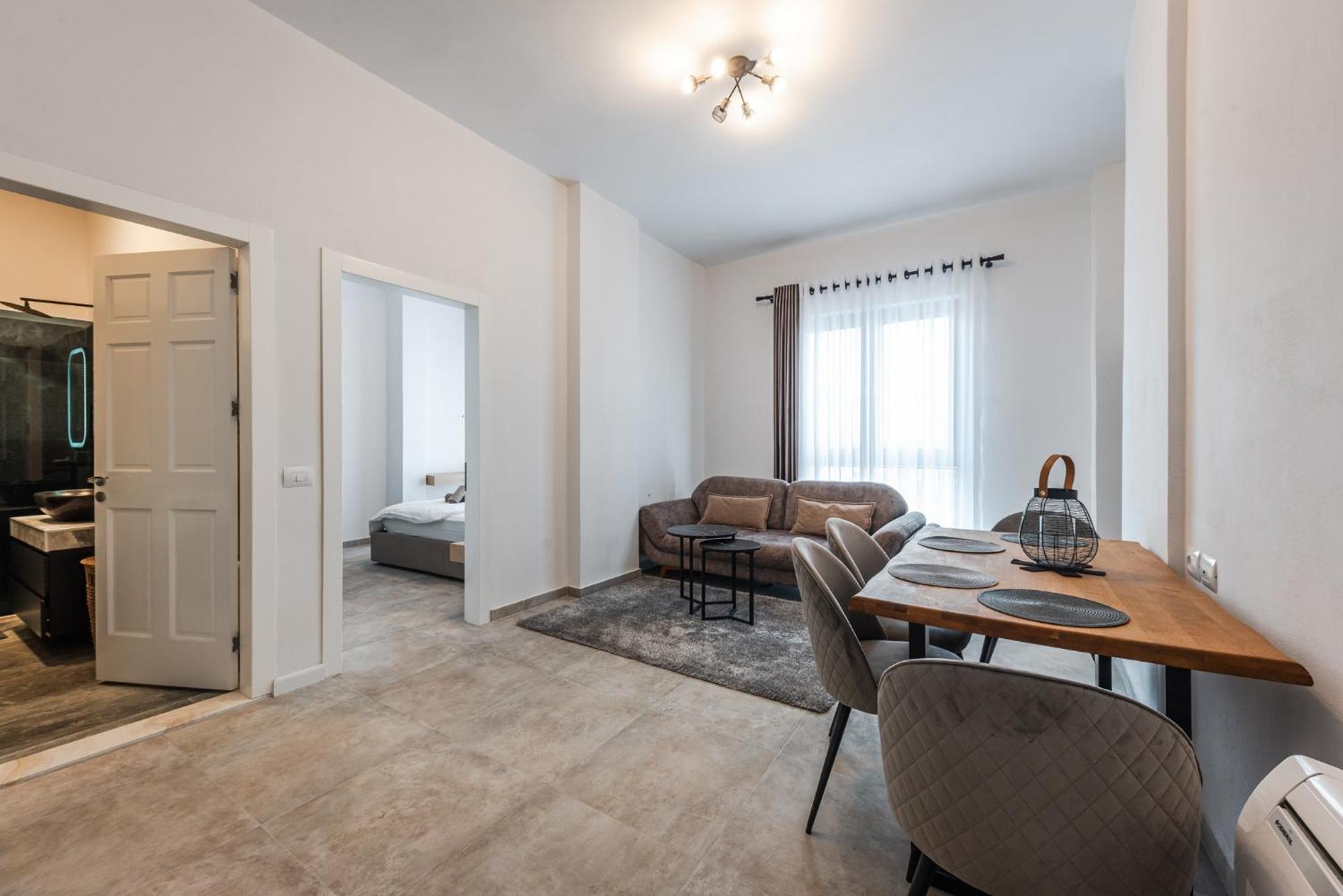 Royal Hill Apartments By Ps Durrës Extérieur photo