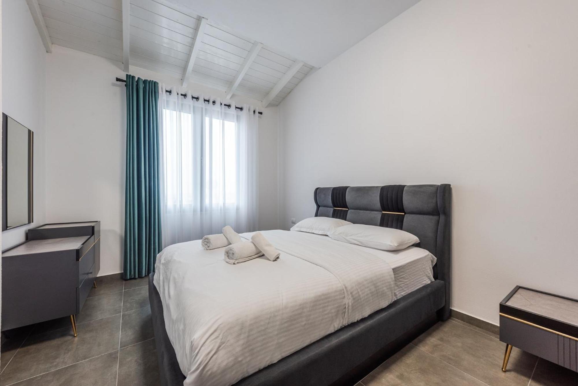 Royal Hill Apartments By Ps Durrës Extérieur photo